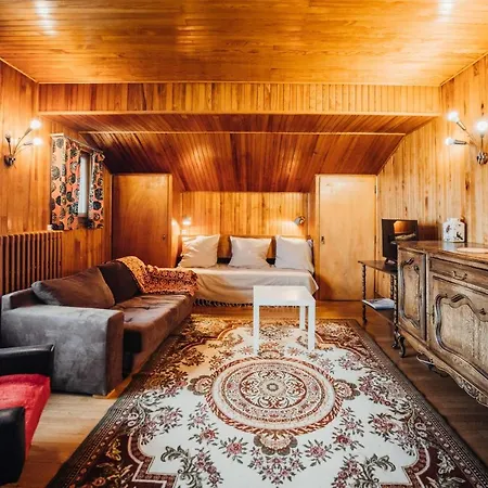 For 5 People Close To The Center Beautiful View Of Megeve