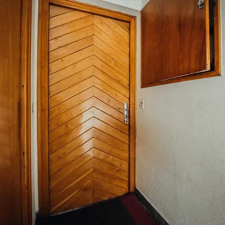 For 5 People Close To The Center Beautiful View Of Apartment *