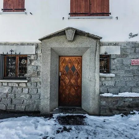 Apartment For 5 People Close To The Center Beautiful View Of *